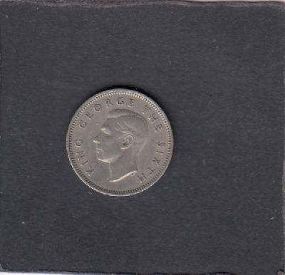Beschrijving: 6 Pence HUIA BIRD